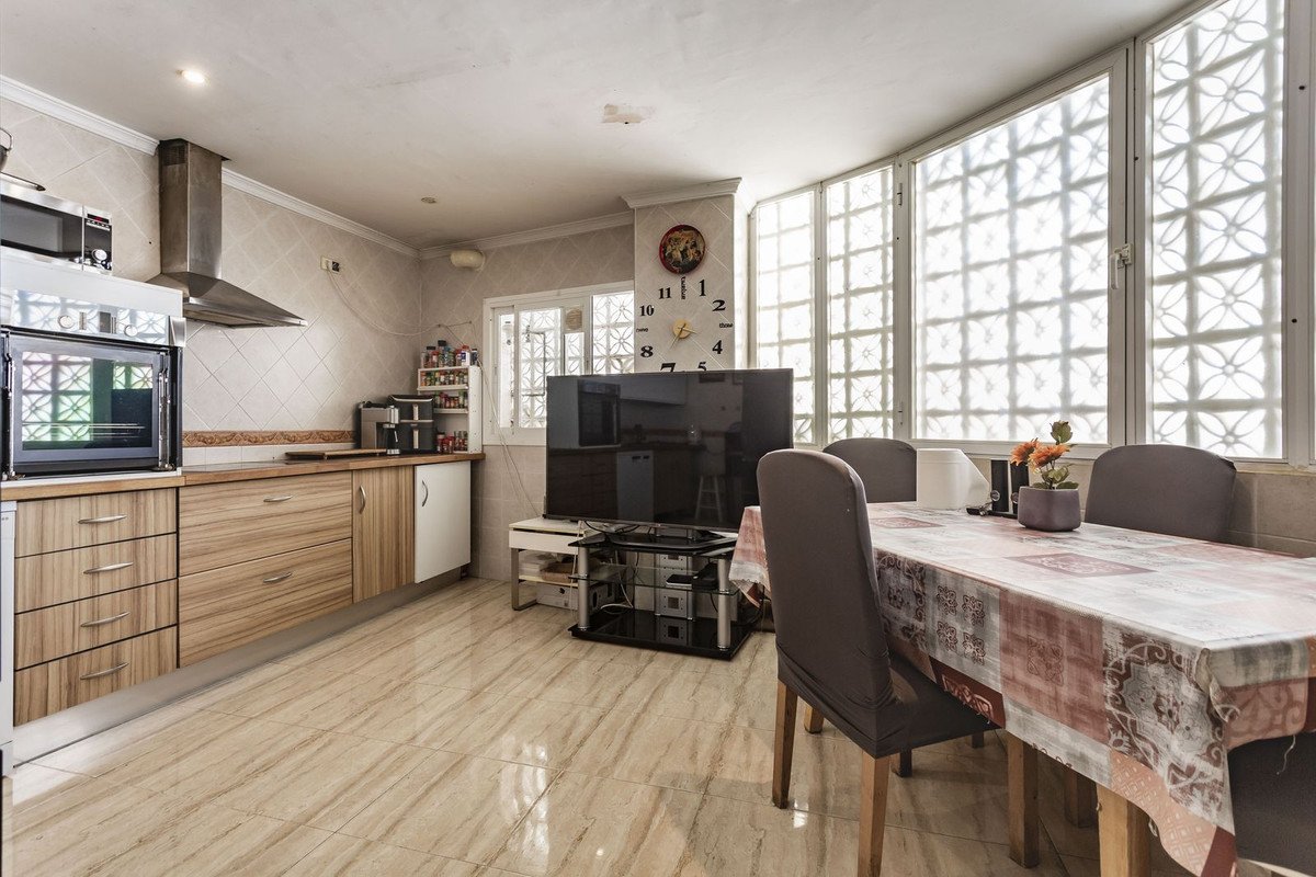 3 Bed Ground Floor Apartment in Nueva Andalucía