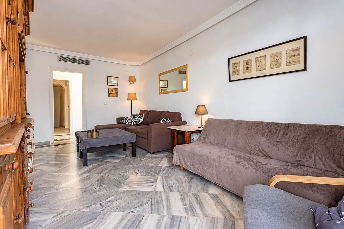 3 Bed Ground Floor Apartment in Nueva Andalucía