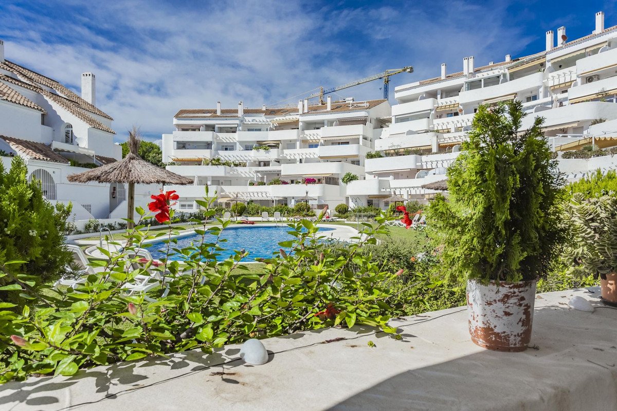 3 Bed Ground Floor Apartment in Nueva Andalucía