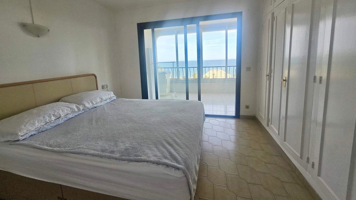 2 Bed Middle Floor Apartment in Torrenueva
