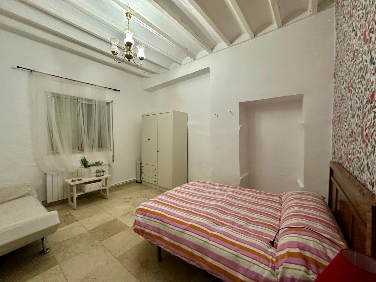 5 Bed Detached Villa in Torre Del Rico