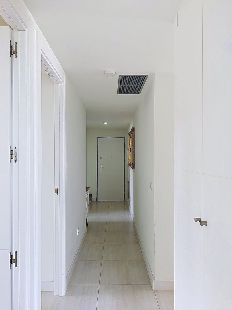 3 Bed Middle Floor Apartment in Estepona
