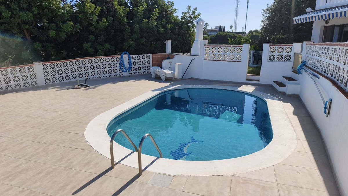 6 Bed Detached Villa in Mijas Costa