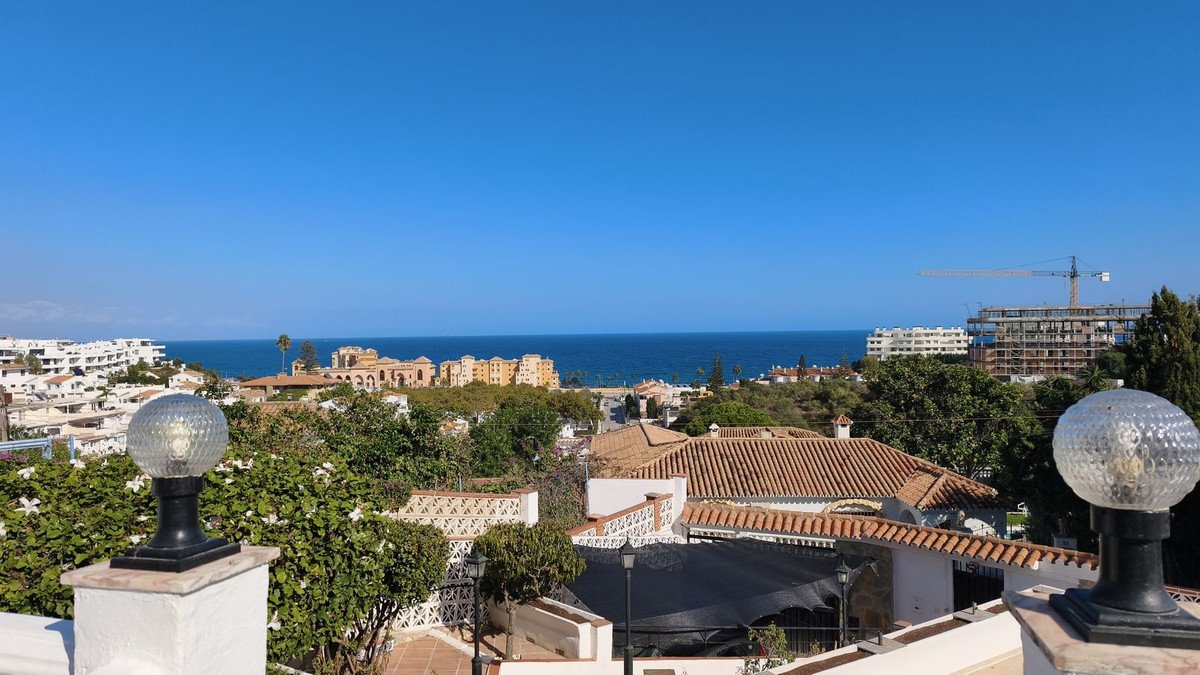6 Bed Detached Villa in Mijas Costa