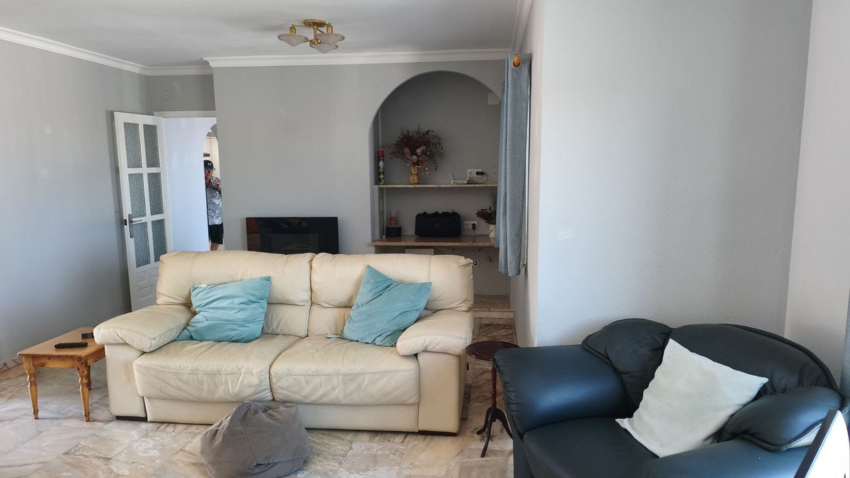 6 Bed Detached Villa in Mijas Costa