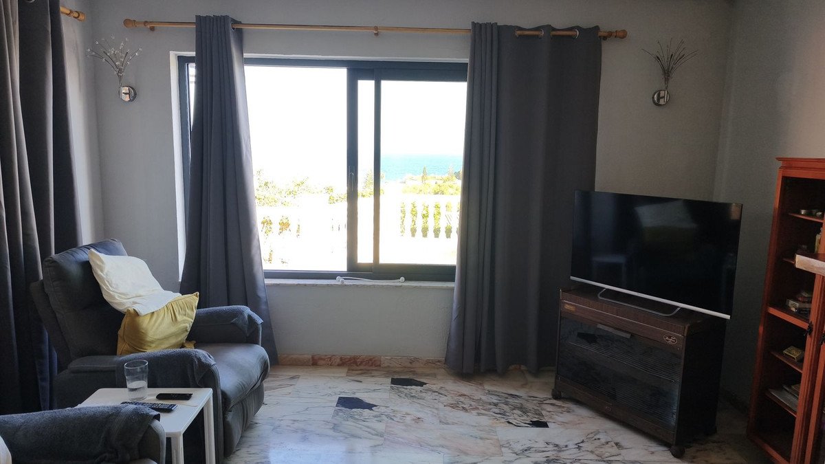 6 Bed Detached Villa in Mijas Costa