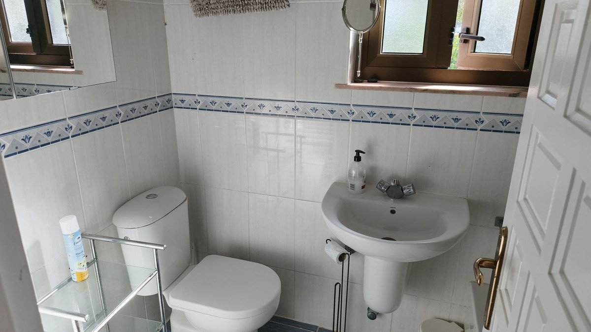 6 Bed Detached Villa in Mijas Costa
