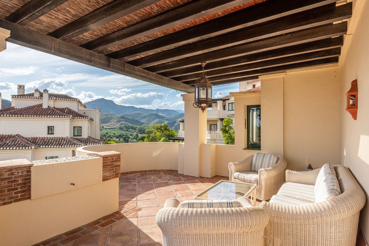 3 Bed Penthouse Duplex in Benahavís