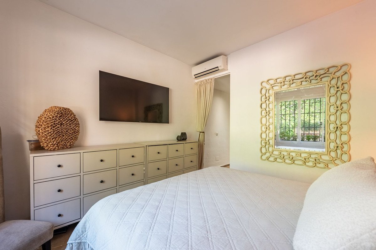 3 Bed Ground Floor Apartment in Nueva Andalucía