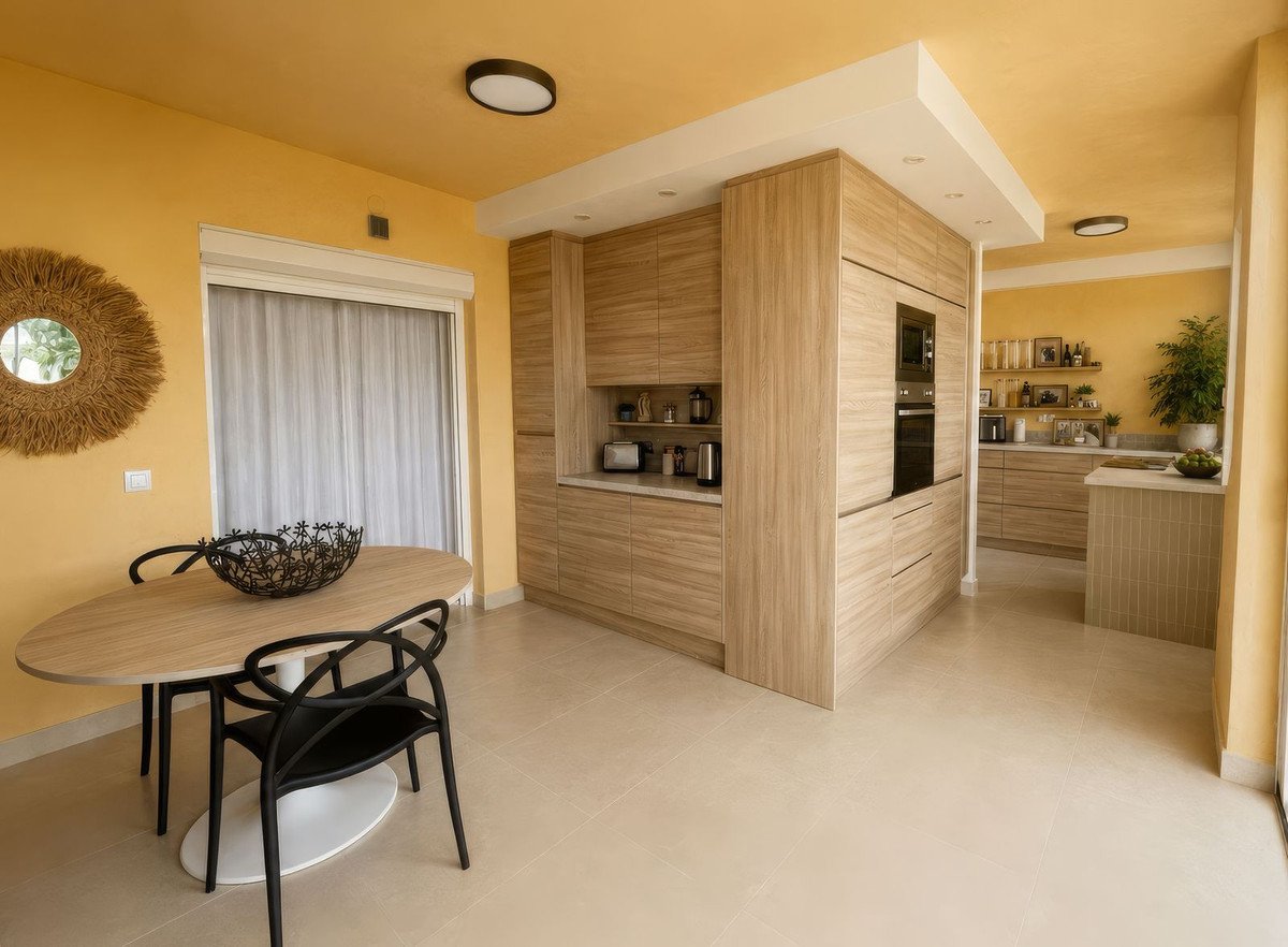 3 Bed Ground Floor Apartment in Nueva Andalucía