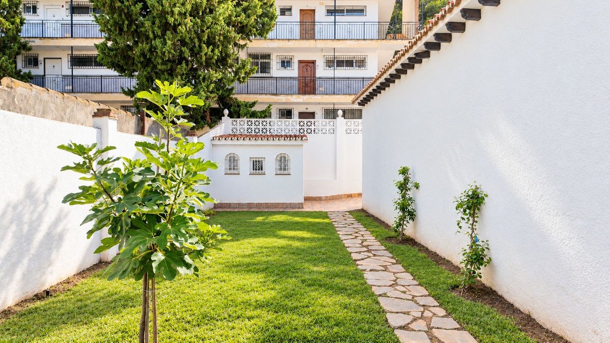 4 Bed Detached Villa in Benalmadena