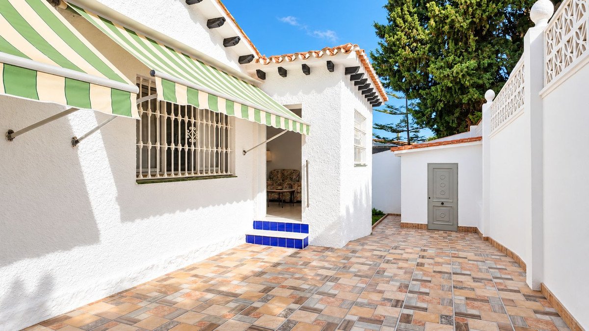 4 Bed Detached Villa in Benalmadena