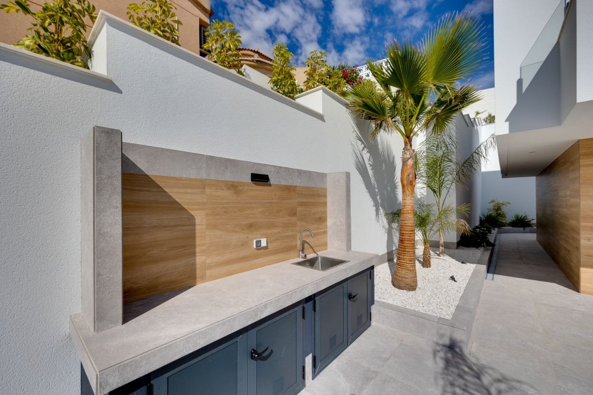 4 Bed Detached Villa in Rojales