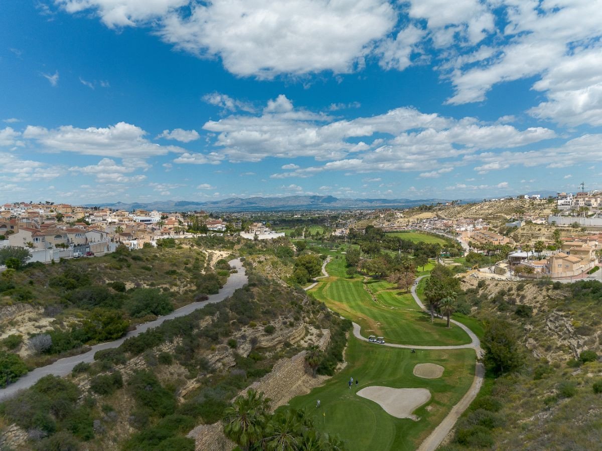 4 Bed Detached Villa in Rojales