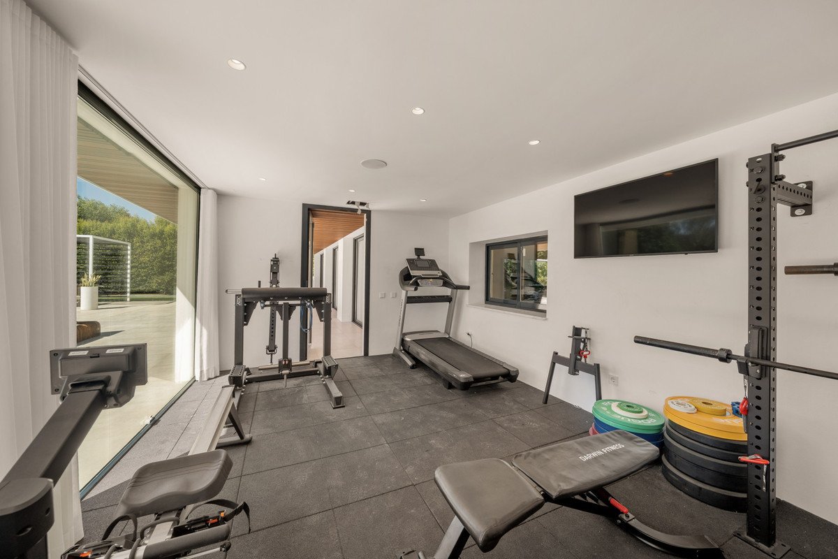 5 Bed Detached Villa in Nueva Andalucía