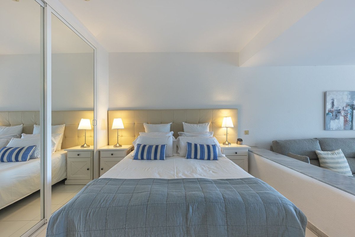 Middle Floor Studio in Miraflores