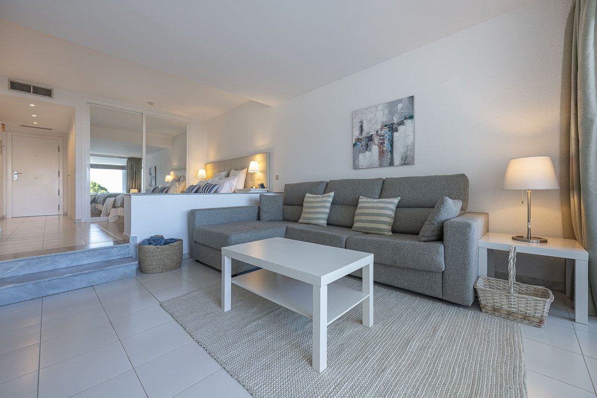 Middle Floor Studio in Miraflores