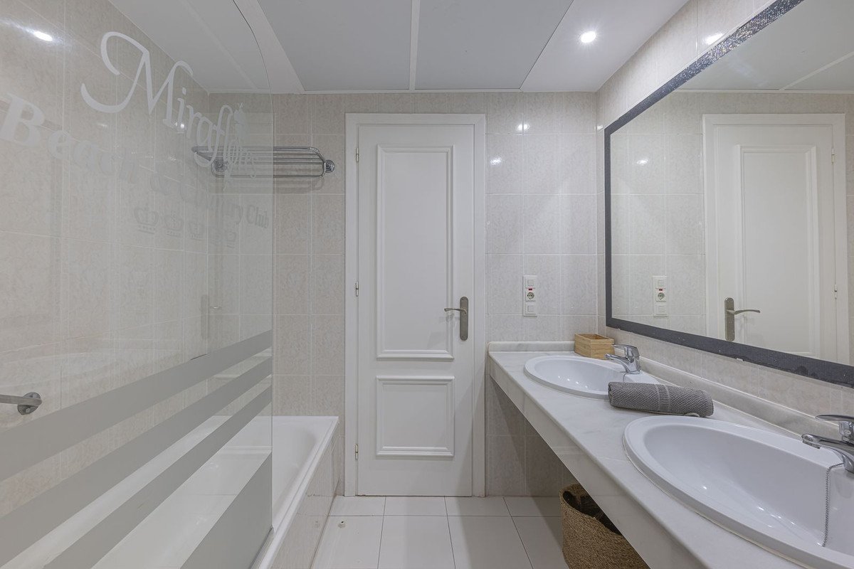Middle Floor Studio in Miraflores