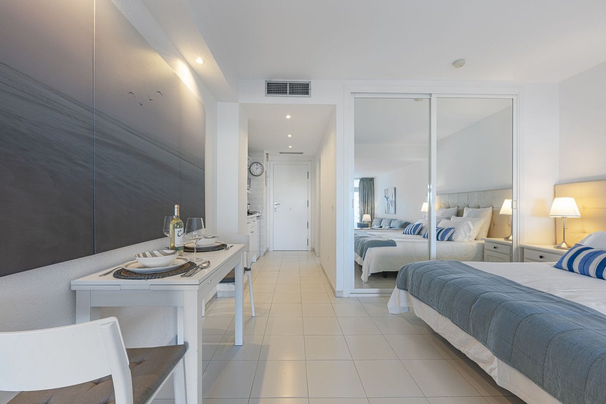 Middle Floor Studio in Miraflores