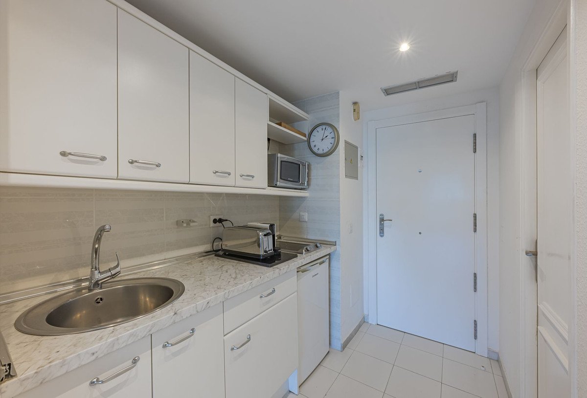 Middle Floor Studio in Miraflores