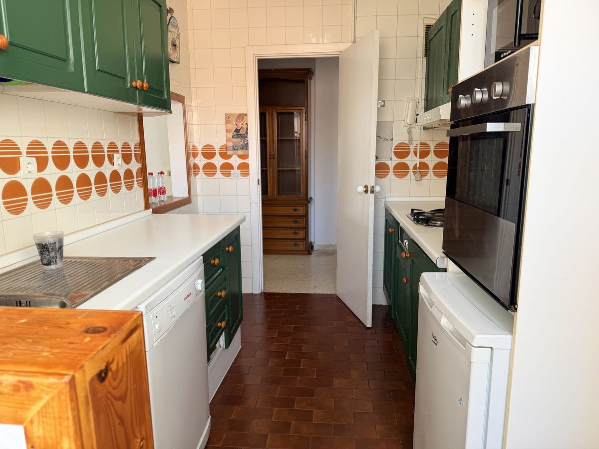 3 Bed Middle Floor Apartment in Torremolinos
