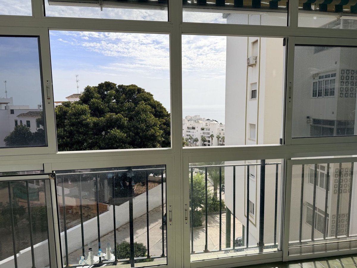 3 Bed Middle Floor Apartment in Torremolinos