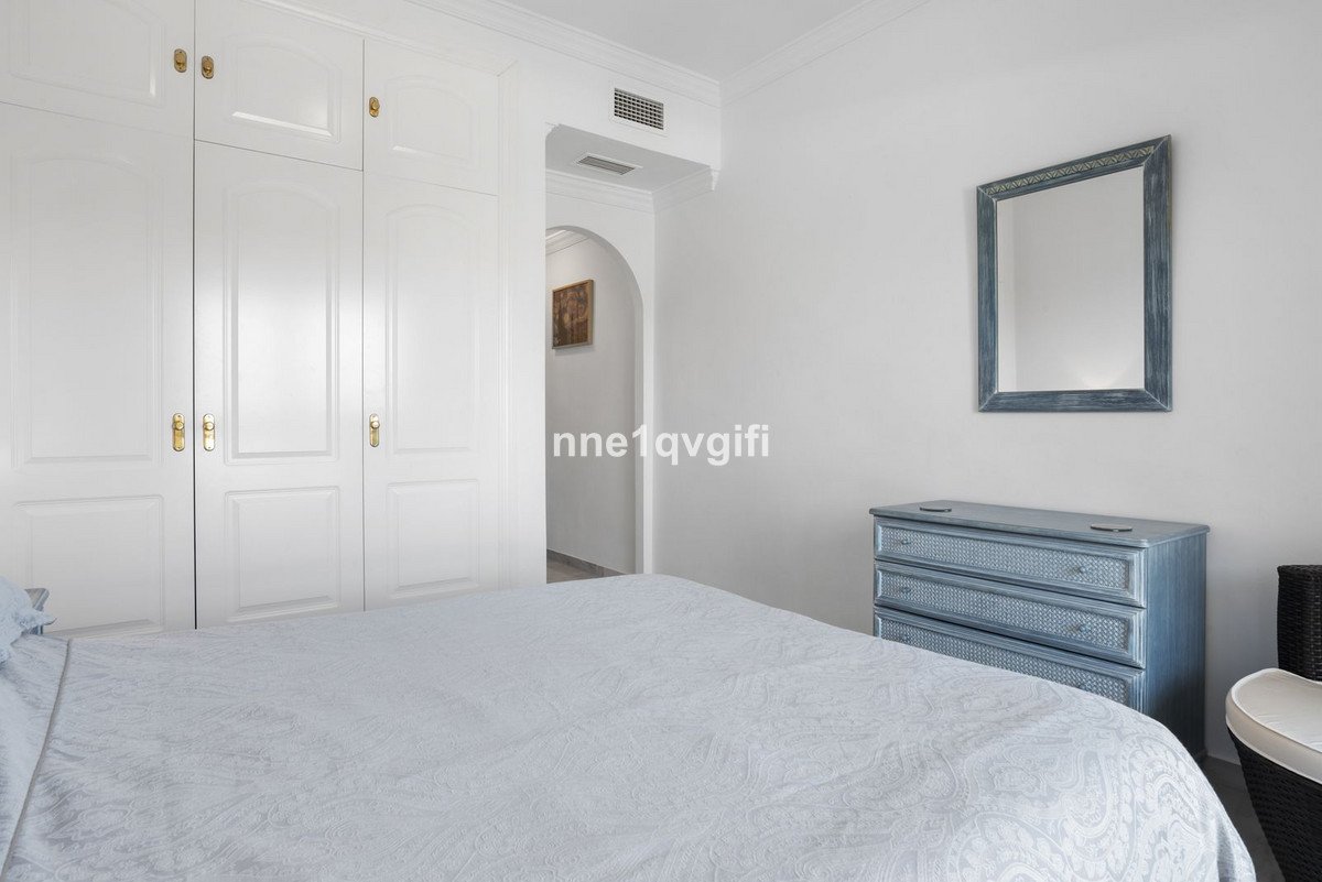 2 Bed Ground Floor Apartment in Calahonda