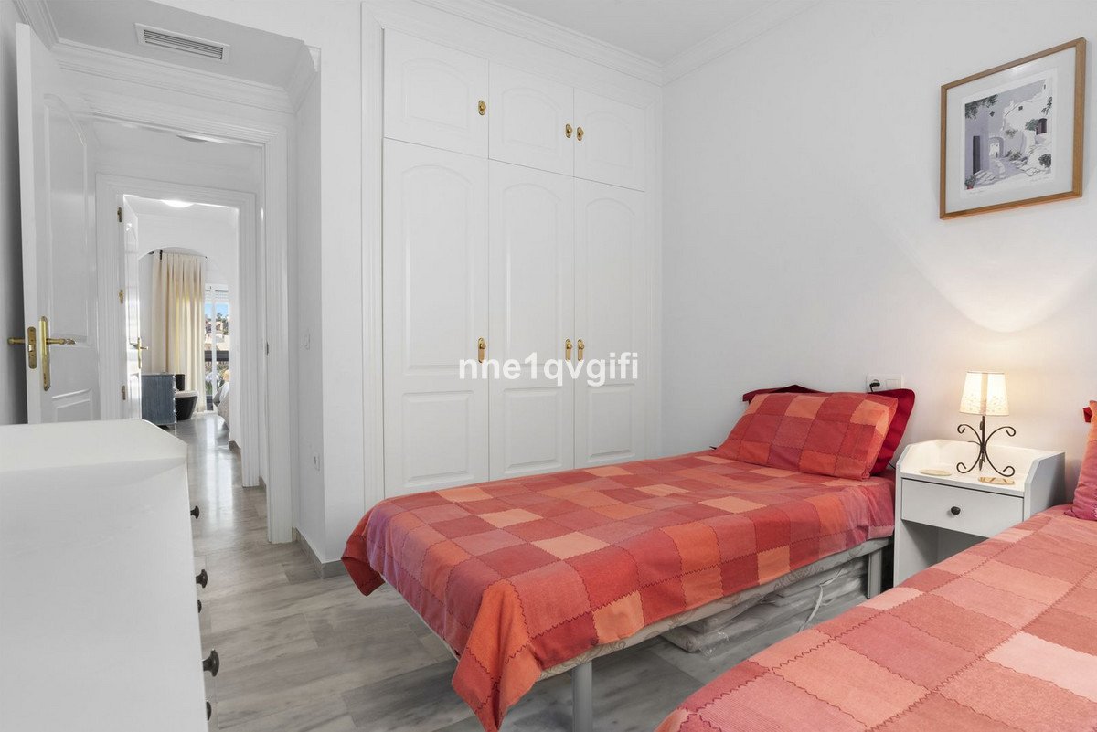 2 Bed Ground Floor Apartment in Calahonda