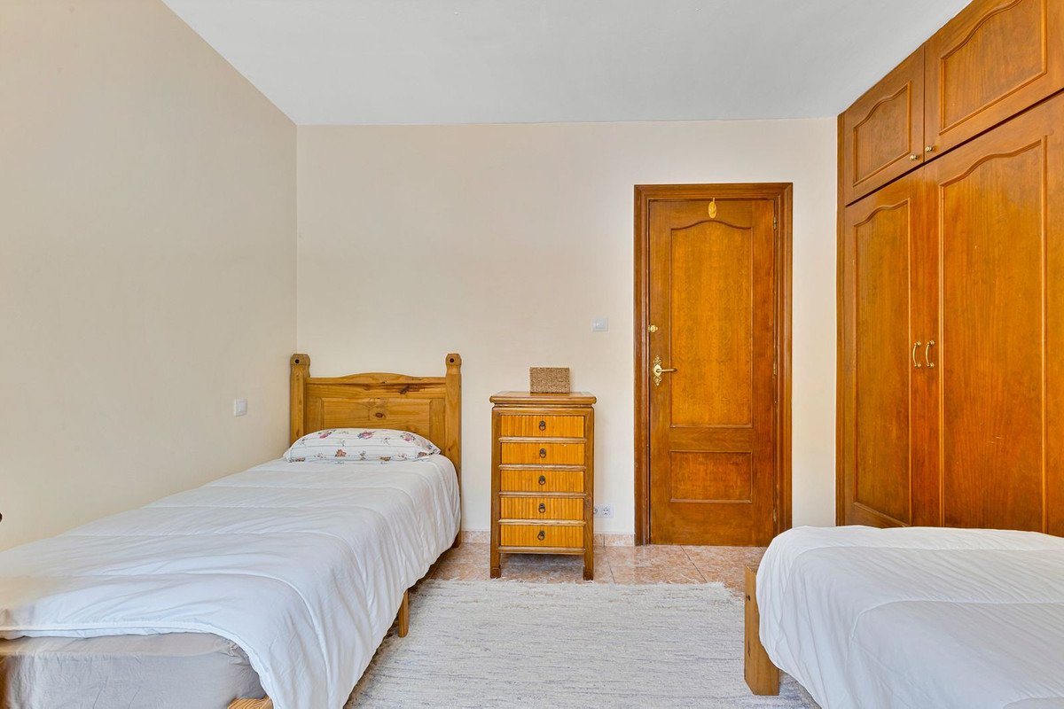 4 Bed Detached Villa in Tolox