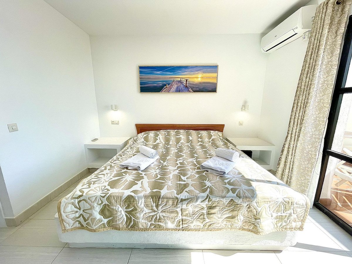 1 Bed Duplex in Calahonda
