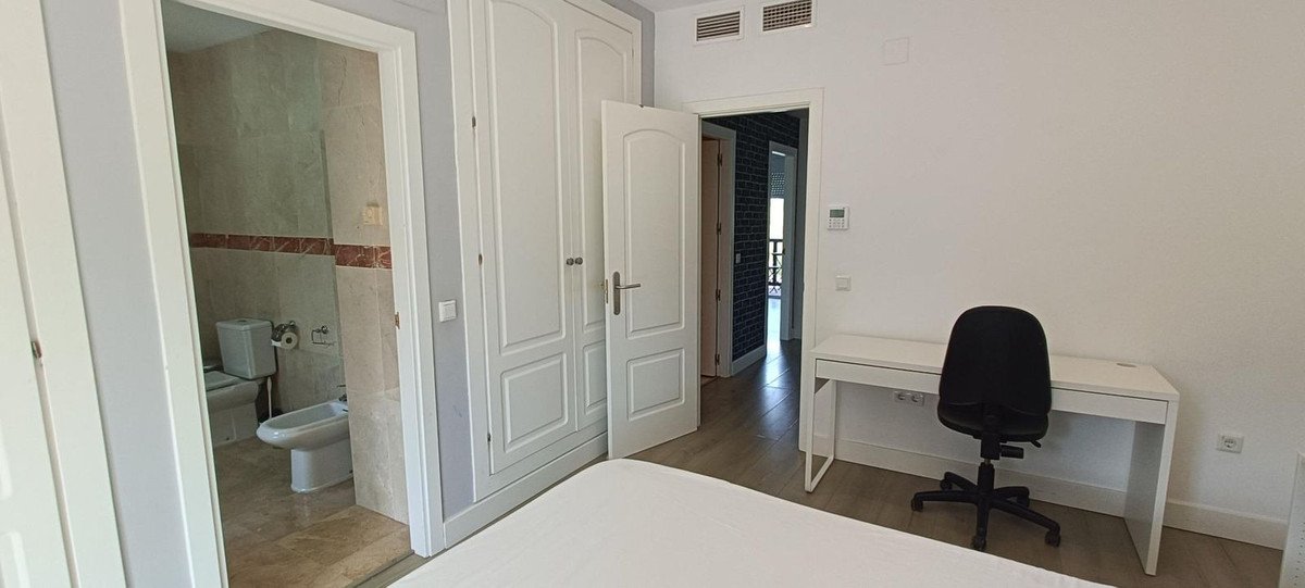4 Bed Townhouse in Alhaurín de la Torre