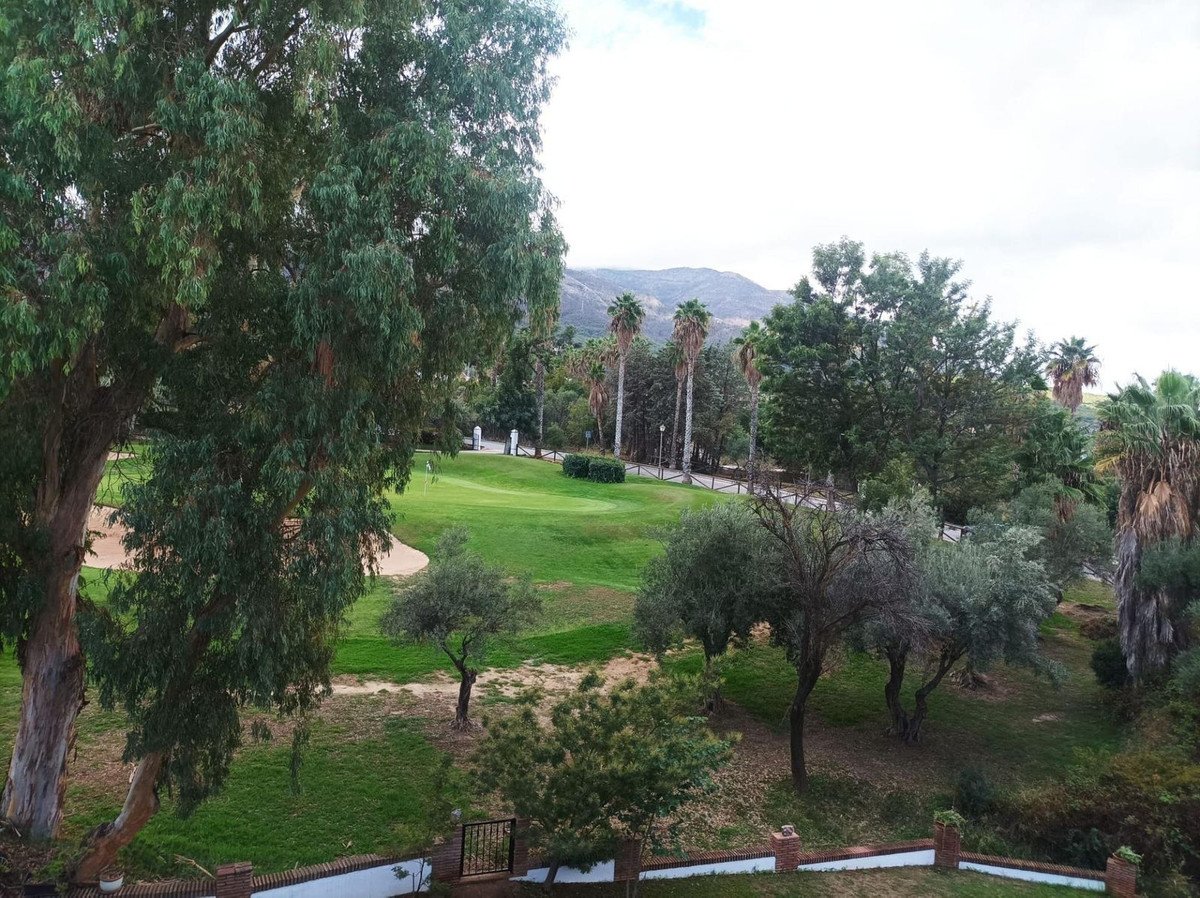 4 Bed Townhouse in Alhaurín de la Torre