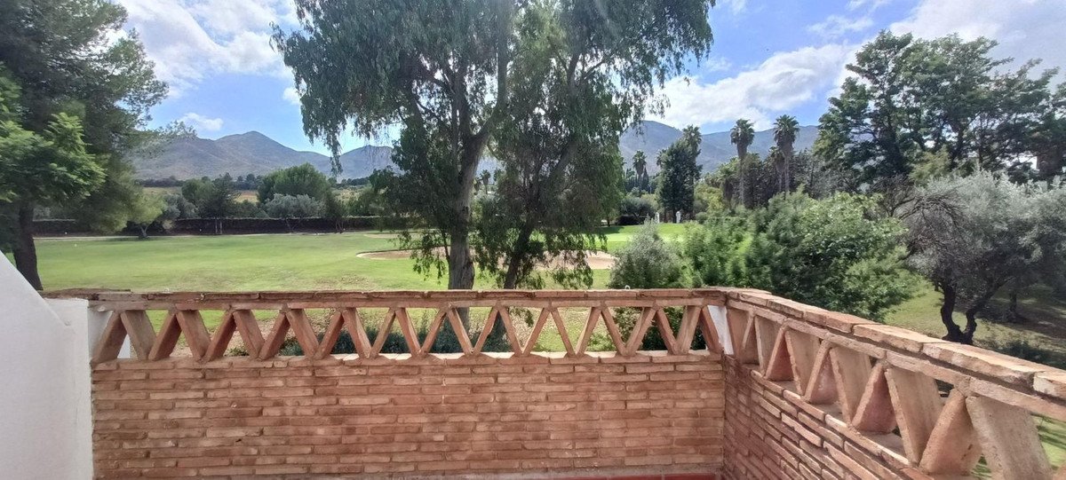 4 Bed Townhouse in Alhaurín de la Torre