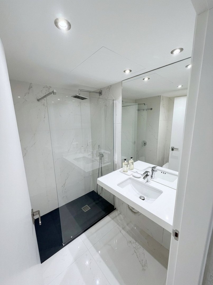 1 Bed Middle Floor Apartment in Puerto Banús