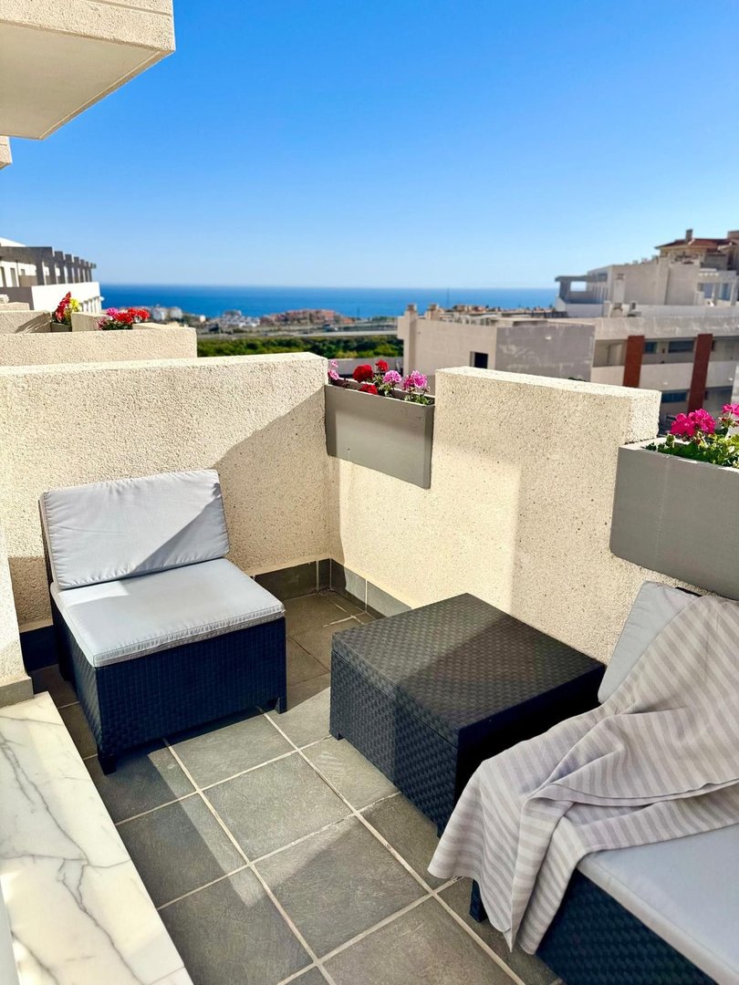 3 Bed Duplex in Riviera del Sol