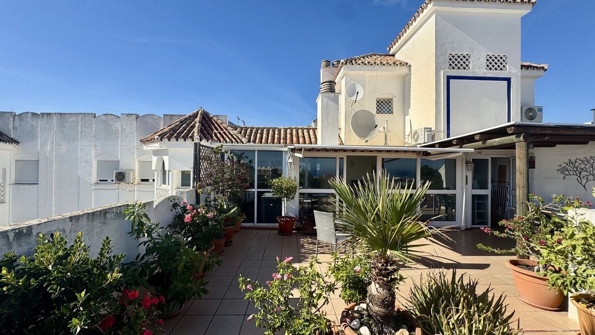 4 Bed Penthouse in Arroyo de la Miel