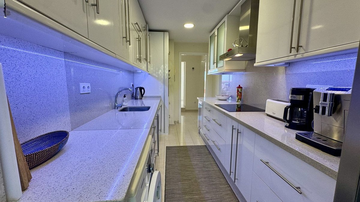 4 Bed Penthouse in Arroyo de la Miel