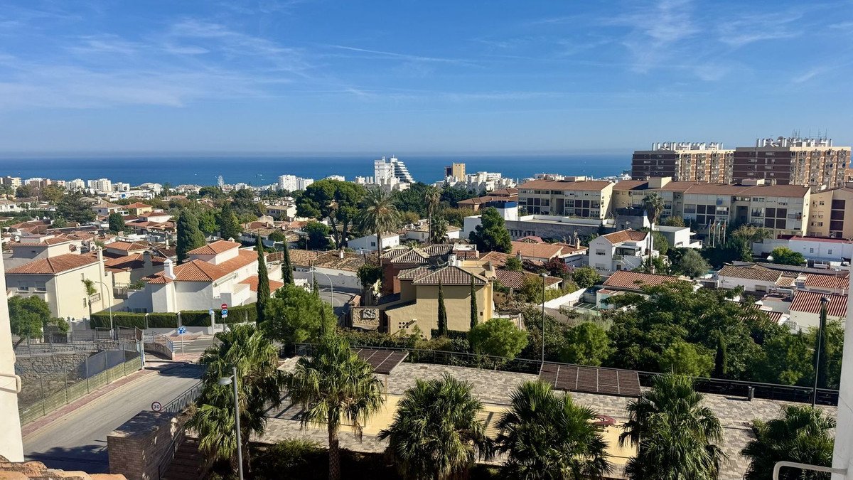 4 Bed Penthouse in Arroyo de la Miel
