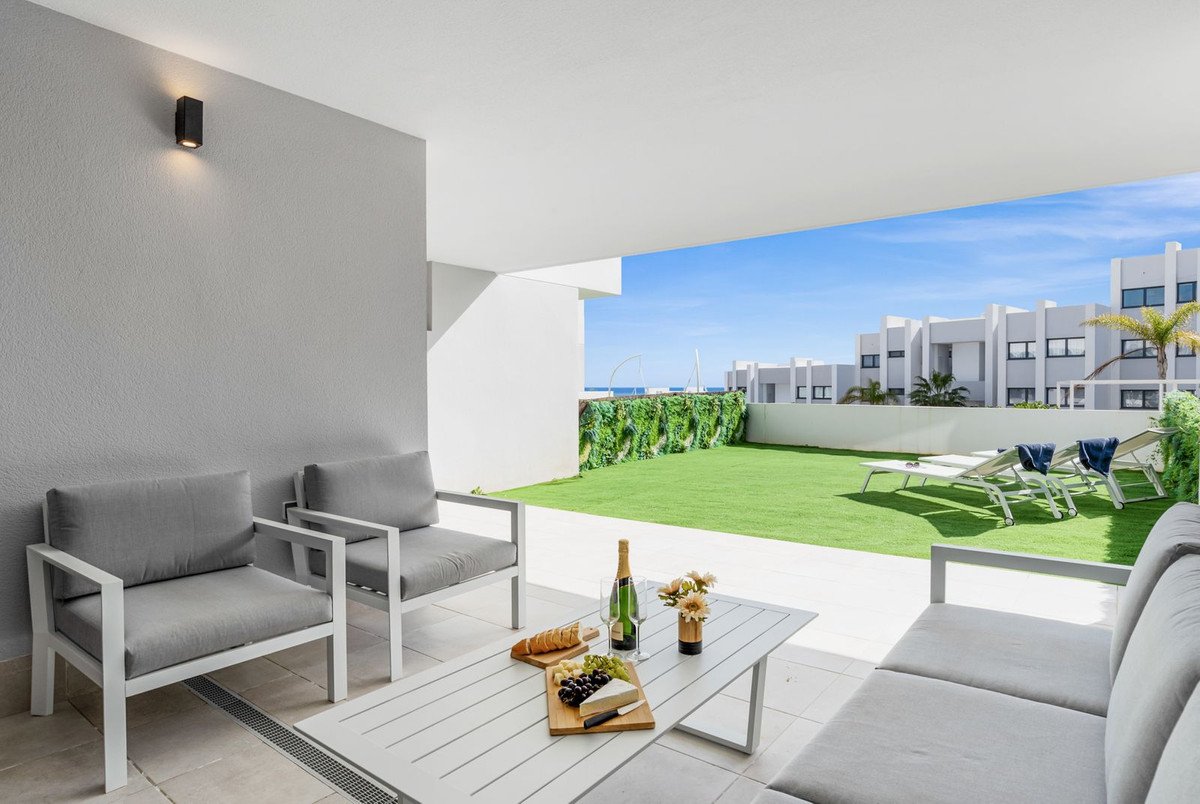 2 Bed Ground Floor Apartment in Manilva