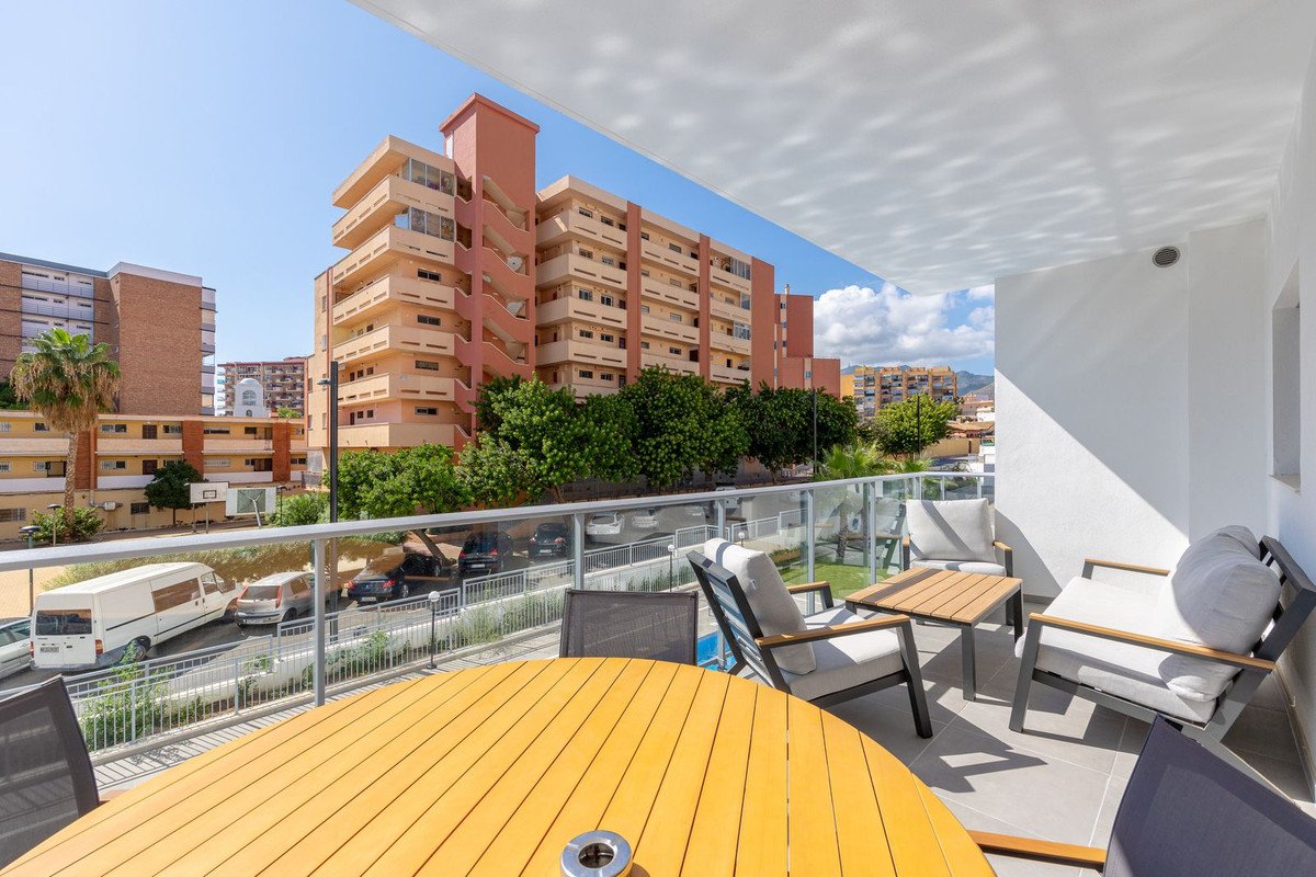 3 Bed Middle Floor Apartment in Benalmadena Costa
