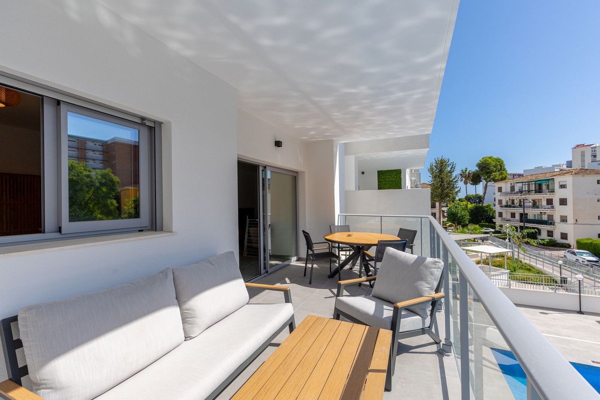 3 Bed Middle Floor Apartment in Benalmadena Costa