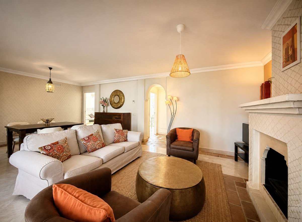 2 Bed Ground Floor Apartment in Casares Playa