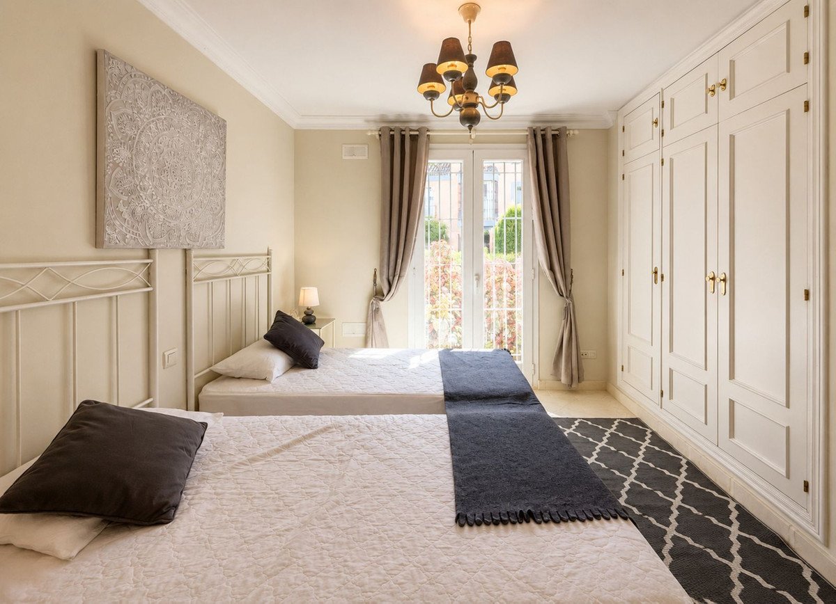 2 Bed Ground Floor Apartment in Casares Playa