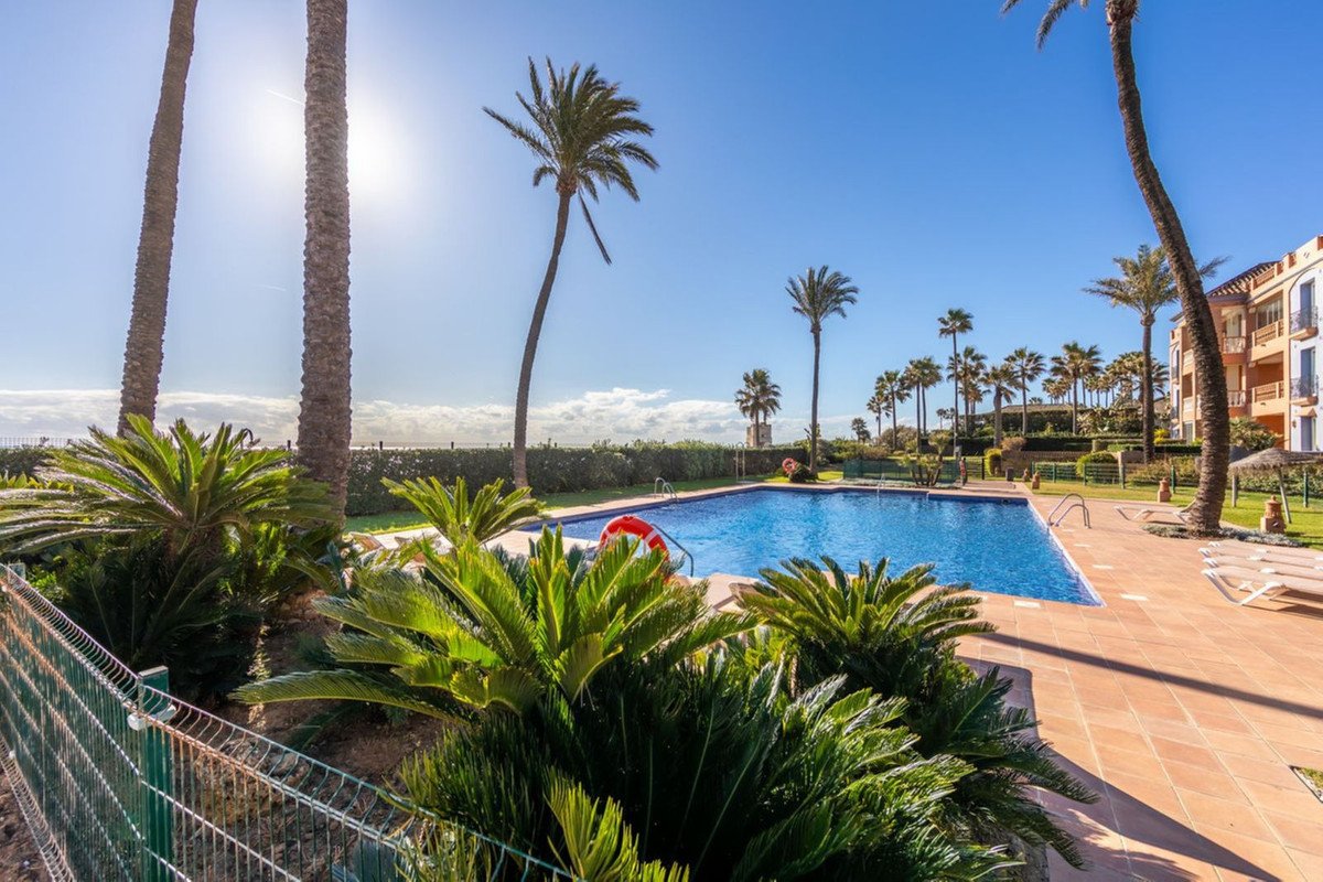 2 Bed Ground Floor Apartment in Casares Playa