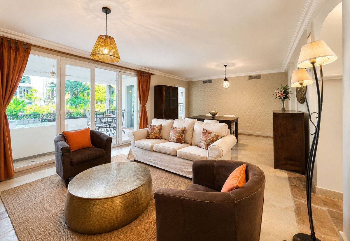 2 Bed Ground Floor Apartment in Casares Playa