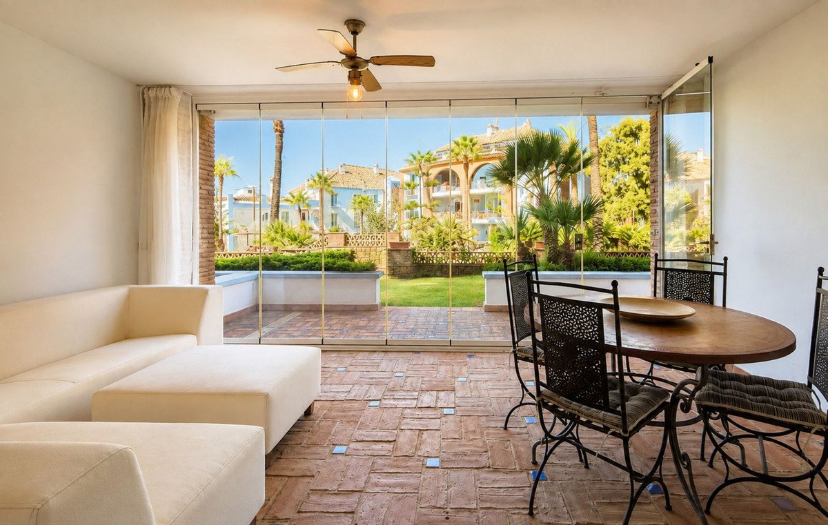 2 Bed Ground Floor Apartment in Casares Playa