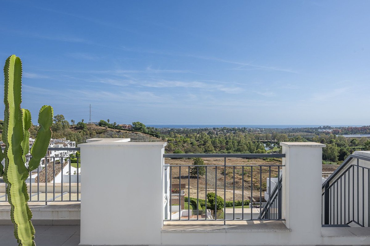 2 Bed Penthouse Duplex in Benahavís