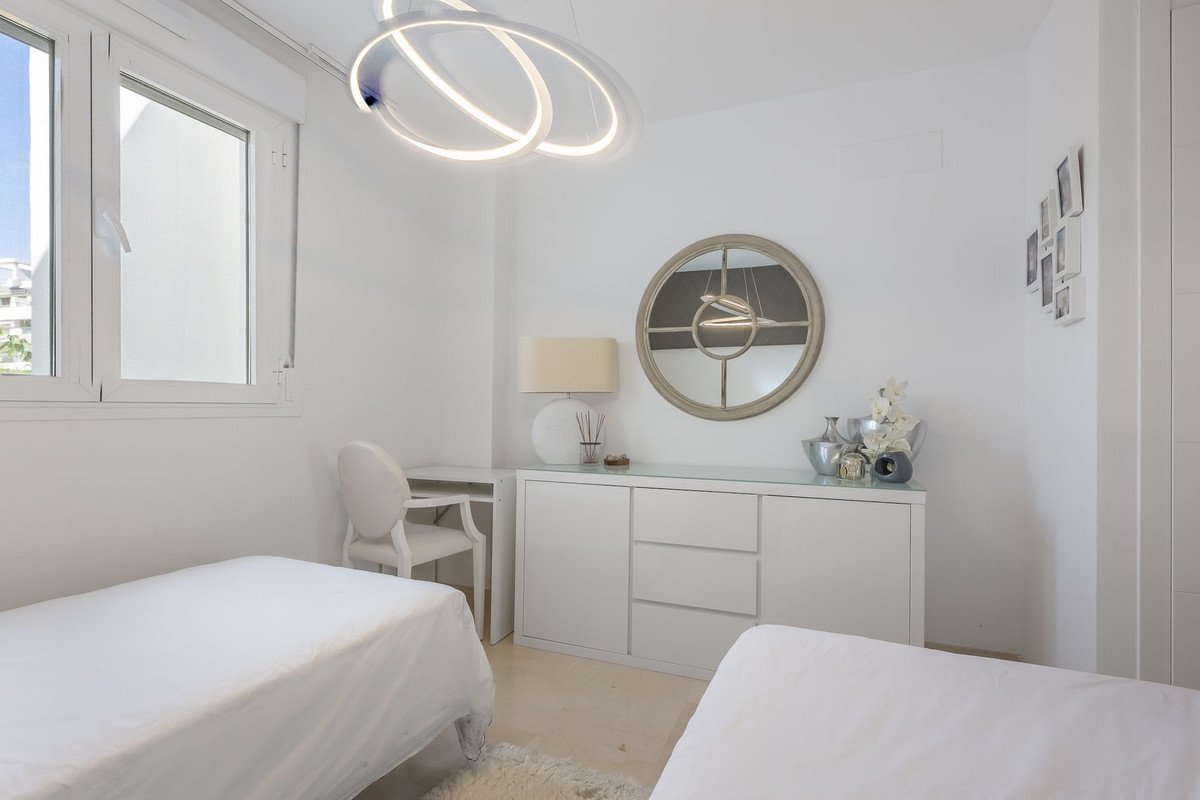 2 Bed Penthouse Duplex in Benahavís