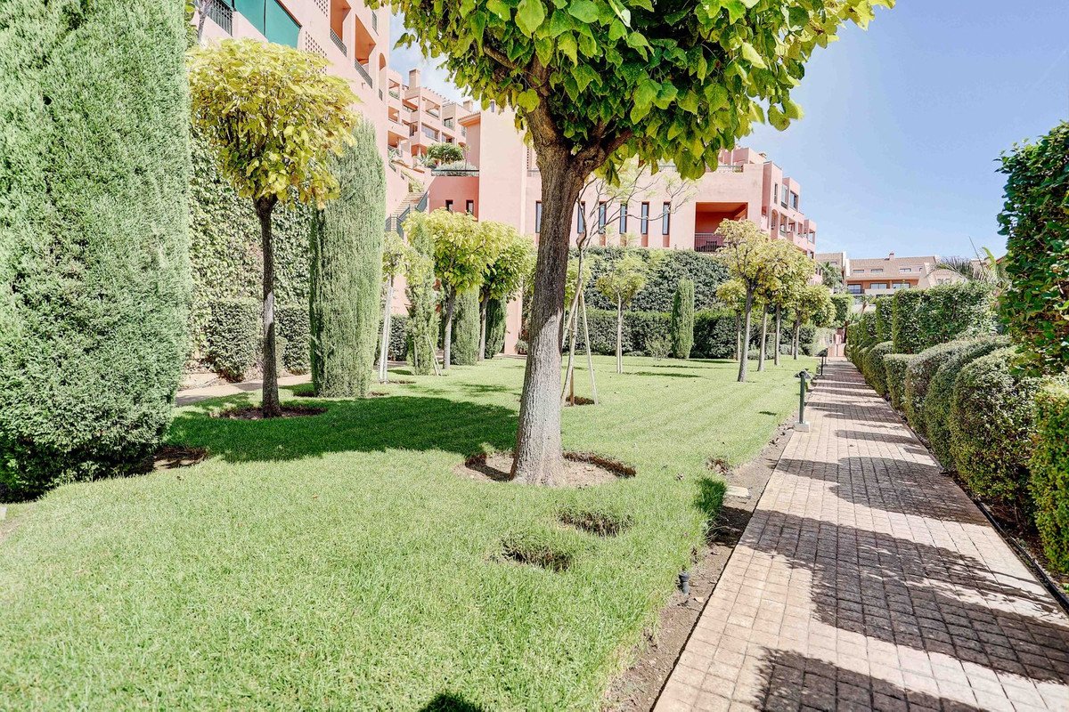 2 Bed Penthouse in Calahonda