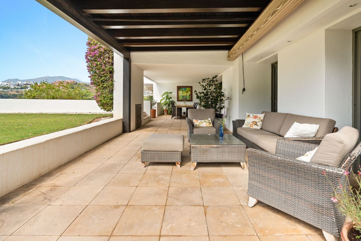 3 Bed Ground Floor Apartment in Los Flamingos